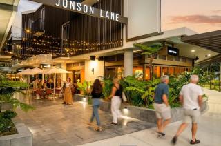 Soleil on Jonson - Luxury Byron Bay Apartment with Rooftop Pool, Balcony, 2 Bedrooms Above Light Years & Pixie - 9