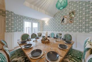 Pier House - 7