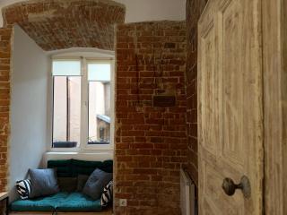 Loft-style apt on Virmenska str - Lviv - 4