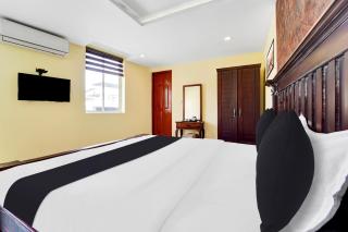 Super Townhouse Ernakulam North - Ernakulam - 8
