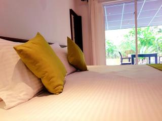 Happy Three Holiday Homes - Hikkaduwa - 7