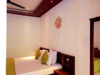 Happy Three Holiday Homes - Hikkaduwa - 1