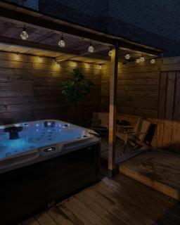 Suite en duplex avec jacuzzi et sauna privatif, au cœur de Veurne - Veurne - 5