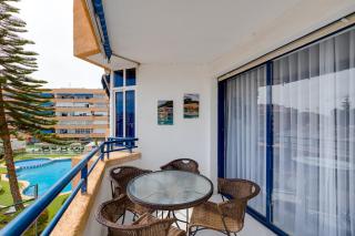 Sunny Apartment with Pool, 200m from the Sea - 9