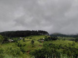 BREEZEVIEW Villa - Kandy - 5