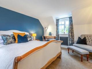 Scarrow Beck House - - 3