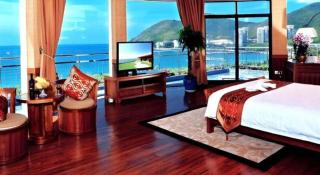 Sanya Luyi Sea View Hotel - Sanya - 9