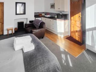 Hidden Treasure-Uk48779 - Whitby - 7