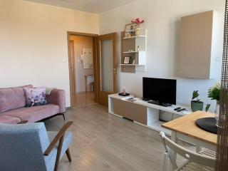 Prem High Rise, Views, Free Parking - Plovdiv - 6
