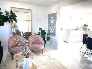 Idyllic Cliffside Villa With Stunning Sea Views - Allinge-Sandvig - 1