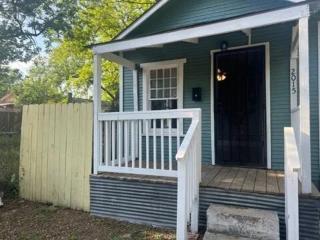 Hidden Oasis Farmhouse Charm - San Antonio - 0
