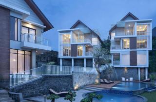 Azcarya Villa - Batu - 9