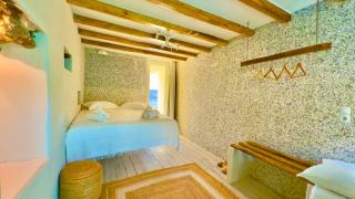 Milos Boathouse-Between2seas - Areti - 3