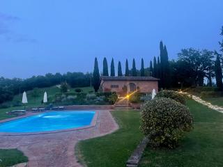 Cottage con piscina immerso nel verde delle crete senesi - Asciano - 7