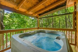 Mountain View, Hot Tub, King Bed, WiFi, Fire Place - 6