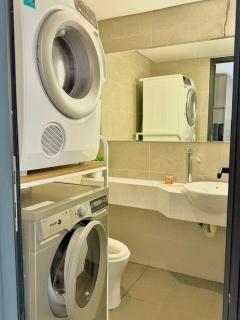 Duplex west Lake Kem APT - 2