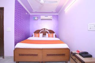 Hotel O Rajesh Palace - Chandīgarh - 1