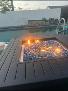 Room with pool view close to Sofi Stadium and LAX - 7