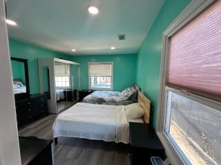 Room with pool view close to Sofi Stadium and LAX - 8