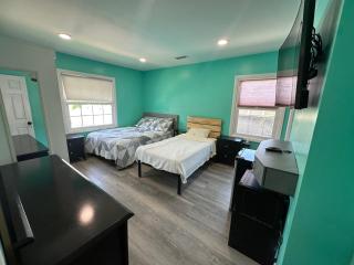 Room with pool view close to Sofi Stadium and LAX - 2