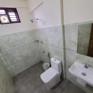 Thamarassery INN luxury and budget Rooms - 4