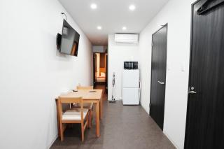 Newly opened, 3 min walk to Hanazonocho subway station, large flat! 3 min drive to Namba! - Osaca - 1