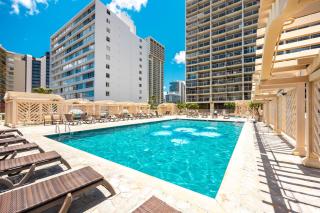 Stylish Island Colony Studio with Pool & Near Waikiki Beach! - Honolulu - 6