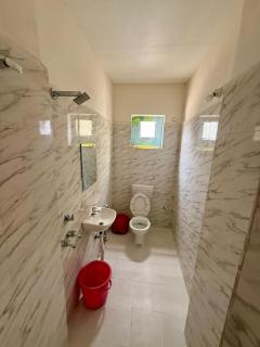 KRISHNAM GUEST HOUSE - 3