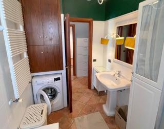 ROSSI HOUSE Apartment - Bright, spacious apartment with rooftop terrace, 150 mt from the beach and just steps from train station - Anzio Sacro Cuore - Anzio - 2