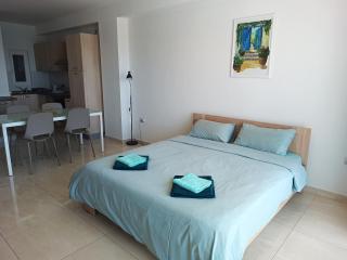 Seafront studio apartment San Paul's Bay - St. Paul's Bay - 9