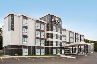 Microtel Inn & Suites by Wyndham Val-d Or - 9