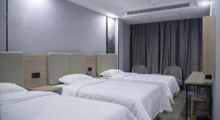 GreenTree Inn Anqing Tongcheng South Shengtang Road Shengtang International Business Hotel - Wangguolu - 1