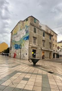 Spacious 140m2 Downtown 3 Bedroom Apartment - Split - 9