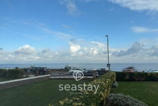 East Cliff Sea View Inc Parking & Garden - Kent - 8