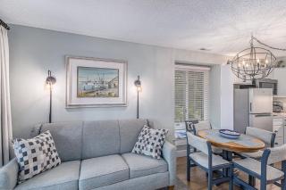 Snug Lake View Condo The Shores - 8