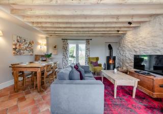 Smithies Cottage - Saint Brides - 8