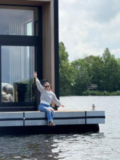 Boutique Houseboat Stay Romantic Getaway for Two - Monnickendam - 2