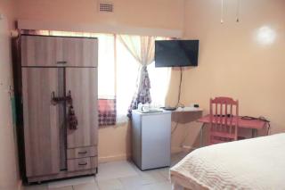 The Big Five Bed and breakfast - 1