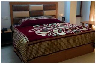 Mountain View Hotel "Divine !Hill" Near Power House Bus Station - #Offers Rooms With Free Wi-fi Facility - Restaurant & Free Parking Available - Best Location In Śhimla - 3