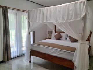Lonthar B&B - Riung - 8