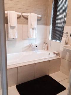 Sunshine Lodge - Jeffreys Bay - 0