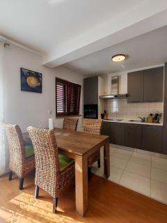 Gigio Apartments 55m2 AMPHITHEATER WITH FREE PARKING - 9
