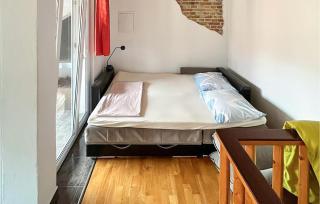 Cozy Apartment In Kastel Stafilic With Wifi - 0