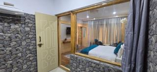 Lavender House - 6