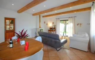 Stunning Home In St Montan - - 6