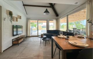 Awesome Home In Stavenisse With Jacuzzi - Stavenisse - 7