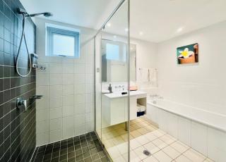 '7' Harbour View Apartment - 2BR 2Bth Pool Gym WiFi - Cairns - 5