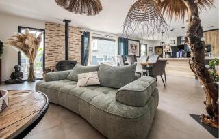 Cozy Home In Saint-Césaire-De-Gauzi - 7