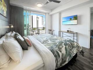 '7' Harbour View Apartment - 2BR 2Bth Pool Gym WiFi - Cairns - 1