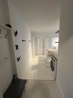 Old Town Cozy and Quiet Apartment - with Separate Bedroom - Riga - 2